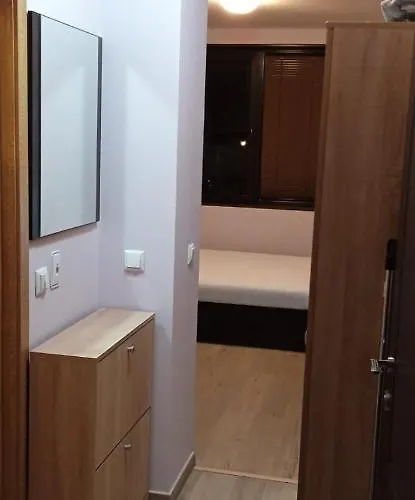 Mechka アパート バンスコ